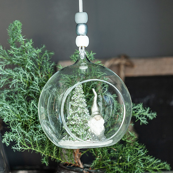 Glass Ball Santa Fritte