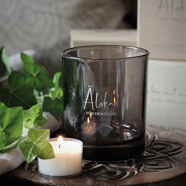 Majas Candle Holder Älskad
