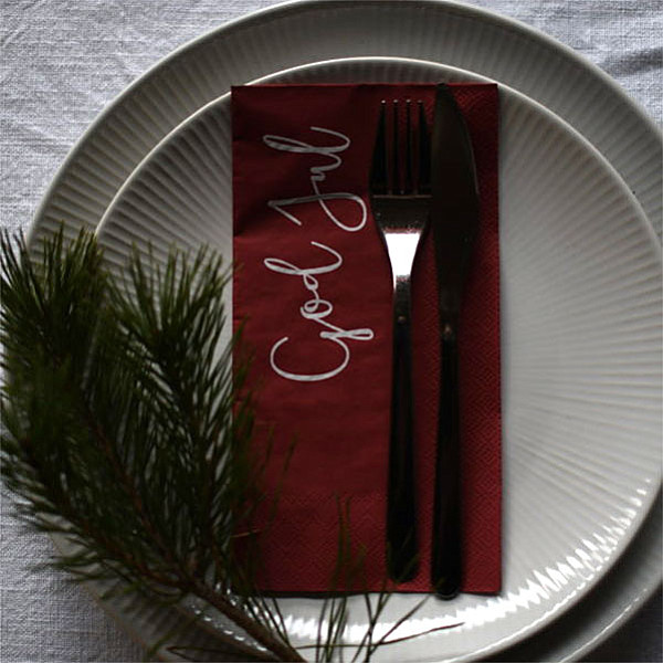Napkins Merry Christmas / God Jul - Red / White
