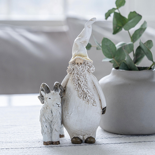 Santa Svante with goat