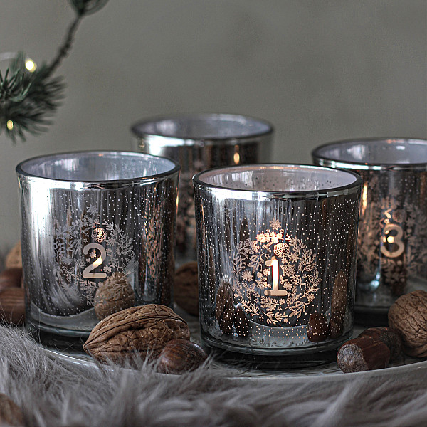 Majas Kerzenhalter Advent