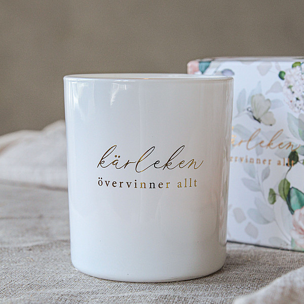 Majas Candle Holder Kärleken övervinner allt