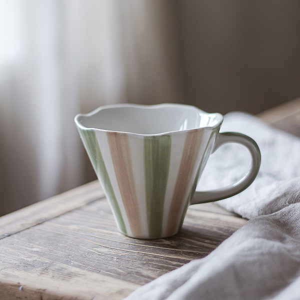 Majas Becher Streifen