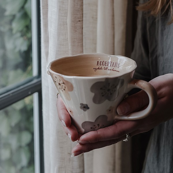 Majas Becher Acceptans