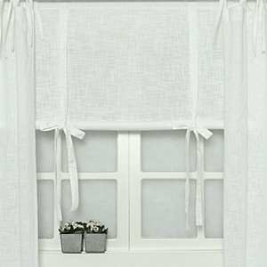 Roman Blind Hannah White