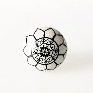 Knopp Vit med svart blom-mönster