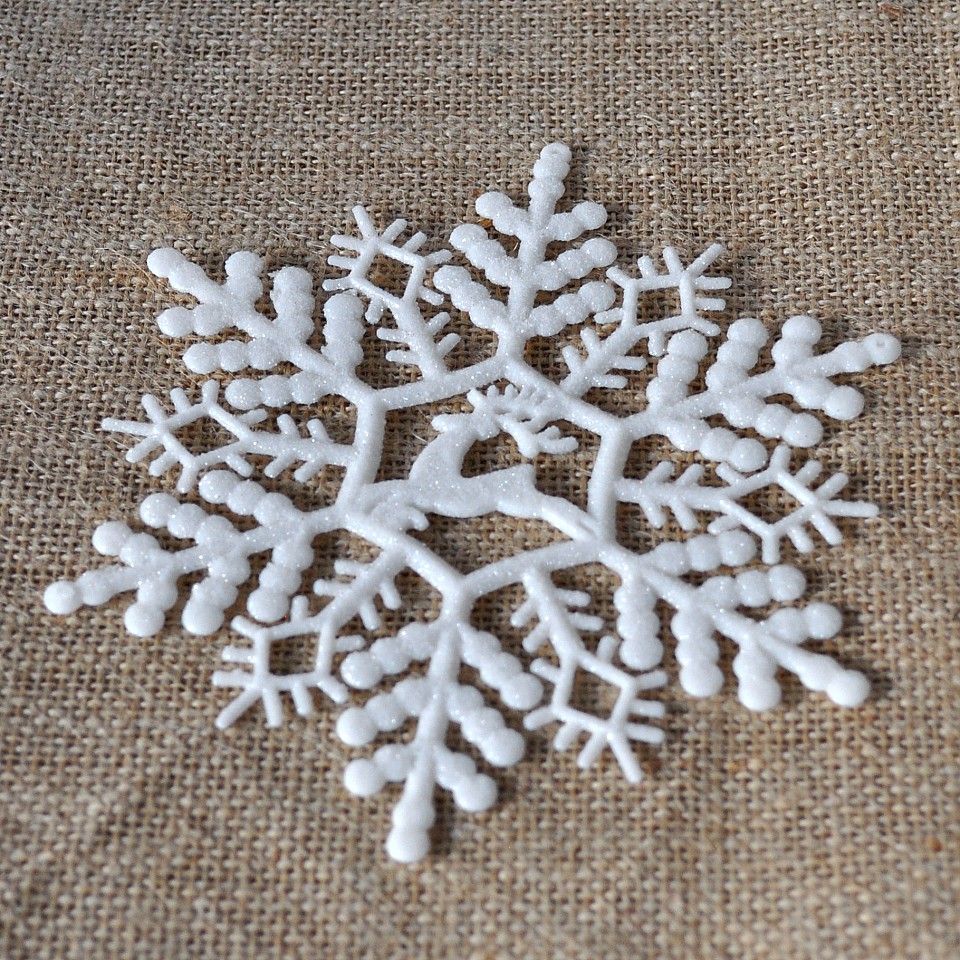 Hanging Snowflake with reindeer