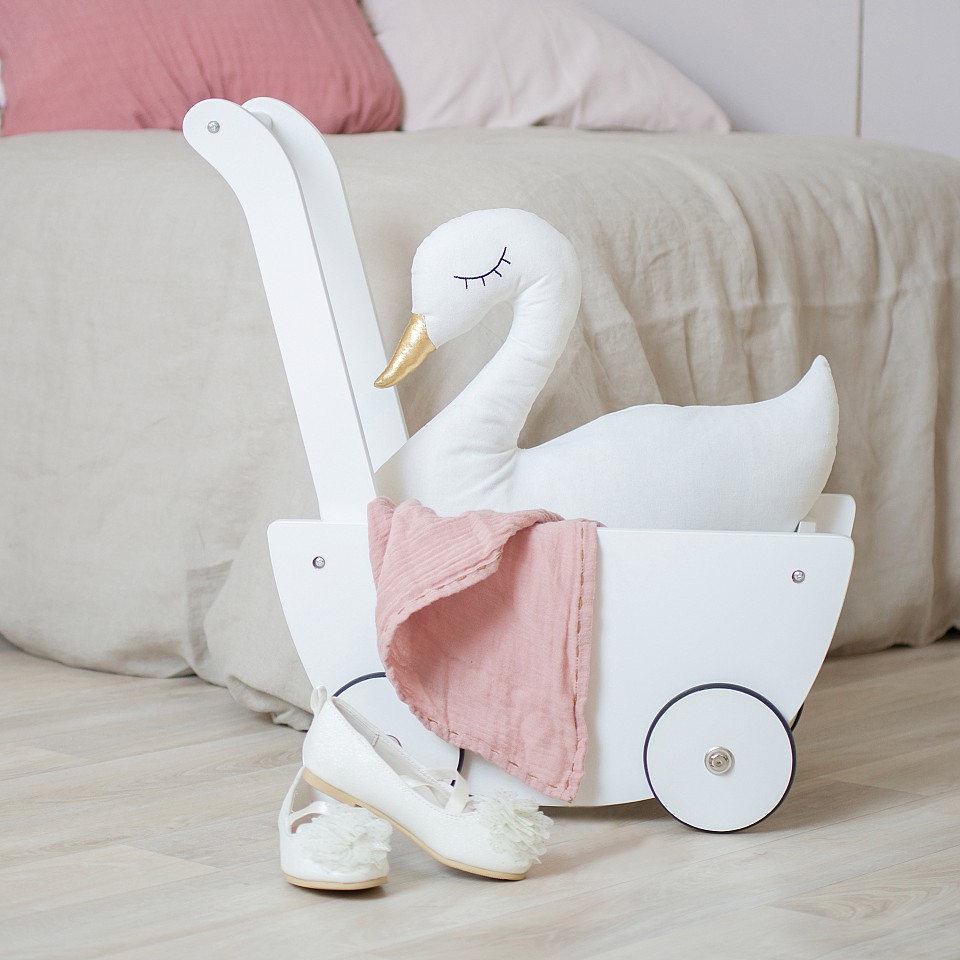 JaBaDaBaDo Swan Cushion