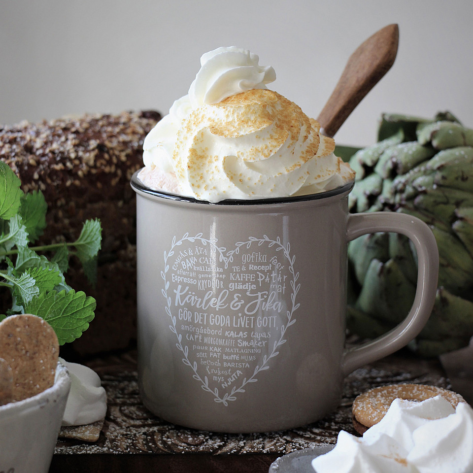 Majas Becher Kärlek & Fika Hertz