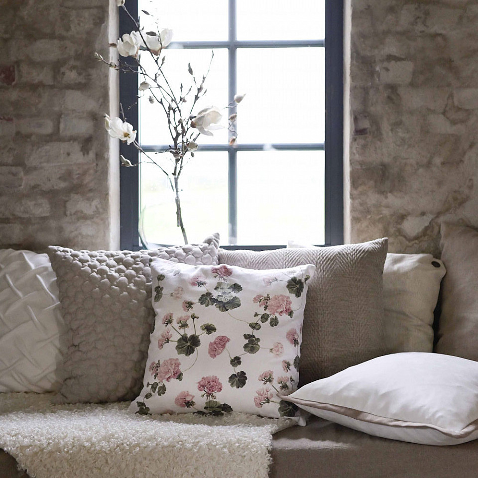 Cushion Cover Geranium - Light Pink