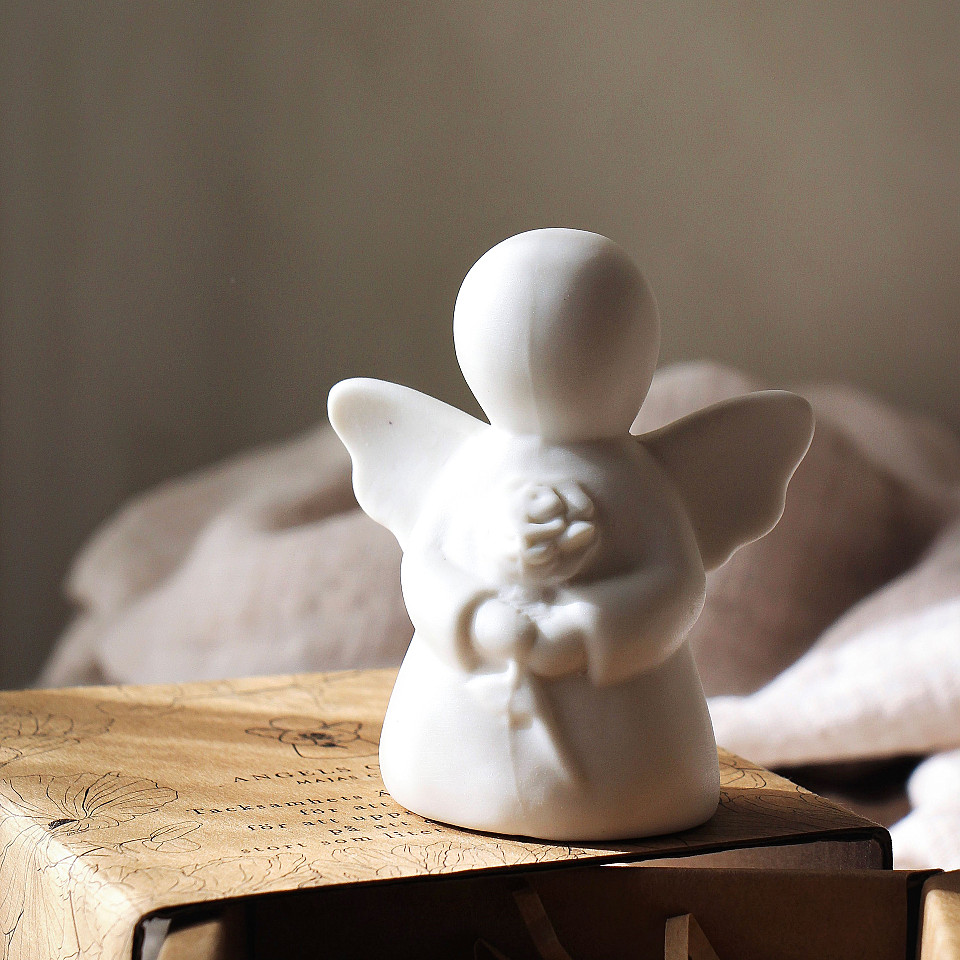 Majas Angel of Gratitude