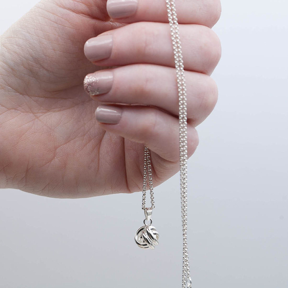 Necklace Round Knot - Silver