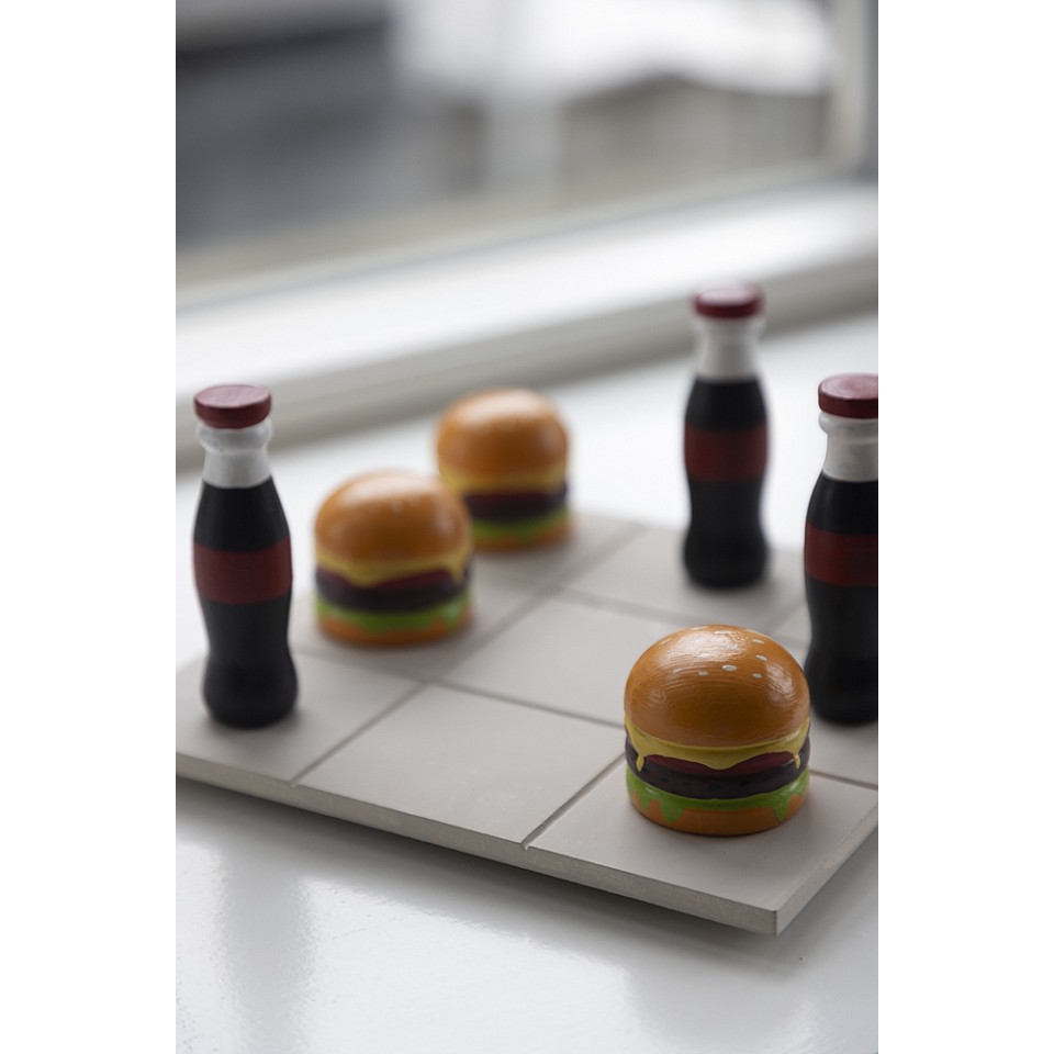 Three in a row Burgers / Soda Bottles