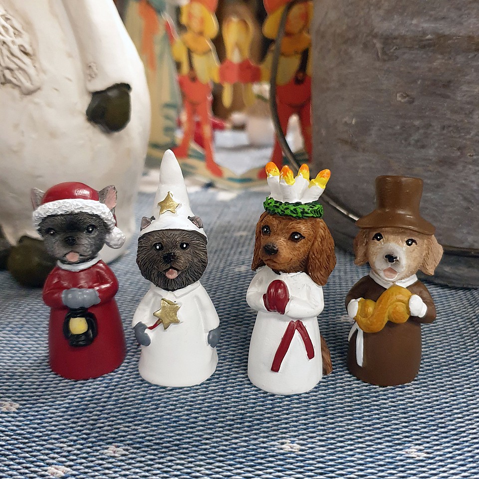 Lucia Parade Dogs - Small