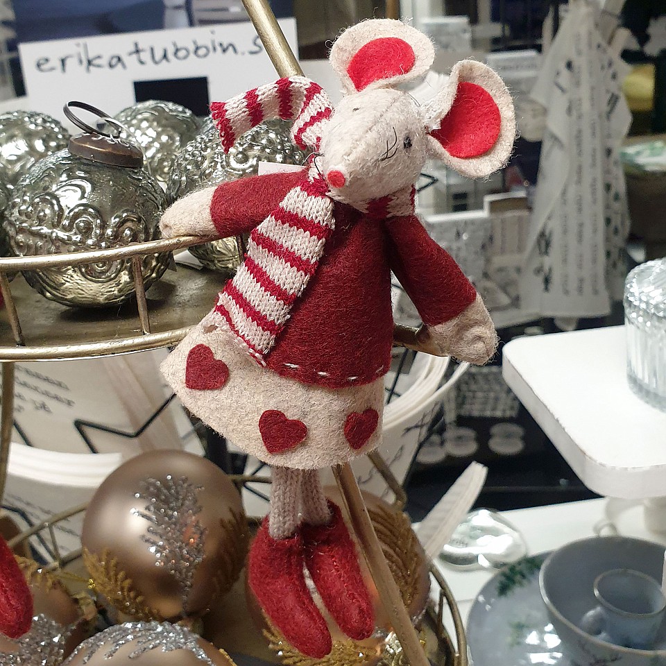 Mouse Magnet Burgundy / Mole - With Skirt