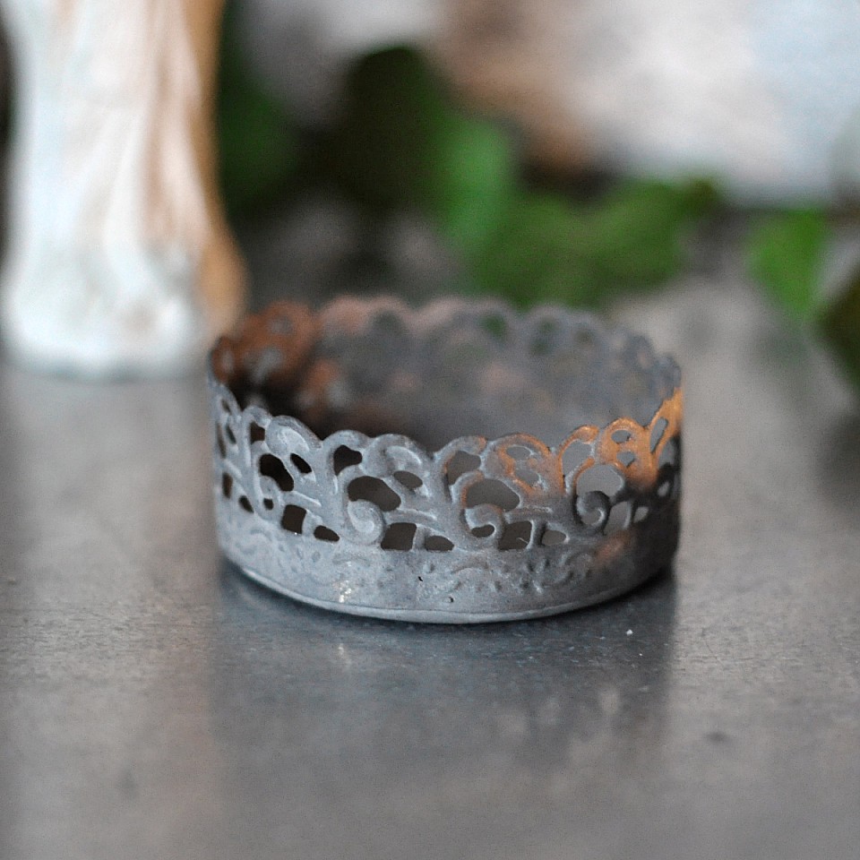 Candle Holder in zinc